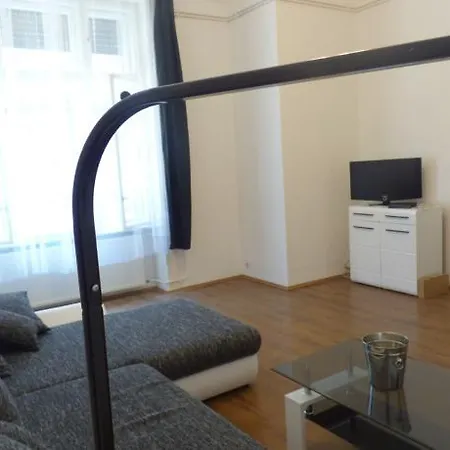 Διαμέρισμα Akacfa City