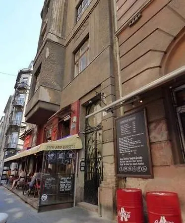Διαμέρισμα Akacfa City *